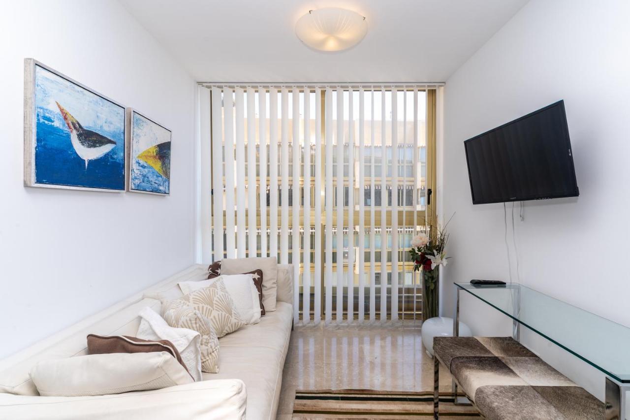 Unique First Line Appartement Marbella